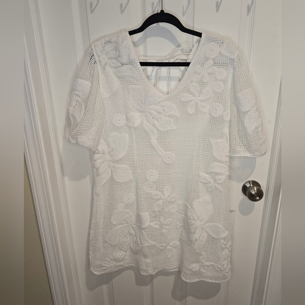 H&M Lined White Crochet Floral V-Neck Dress Size XL